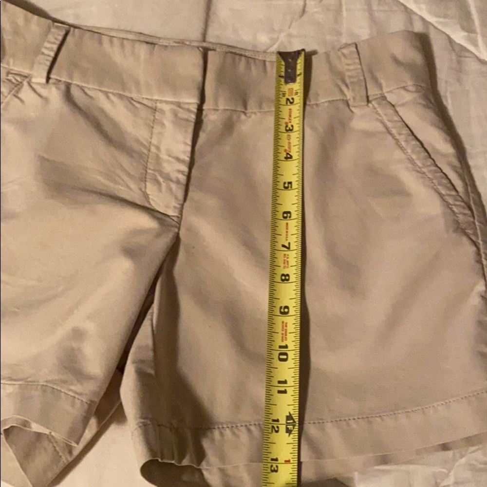 Women’s J Crew Khaki Shorts - Picture 6 of 7